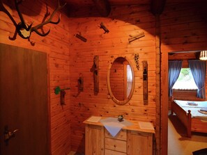2 bedrooms, WiFi