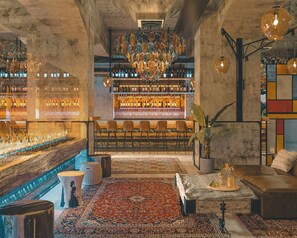 Bar (on property) - John & Will Silo-Hotel by Guldsmeden (Bremen)