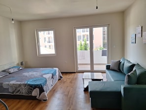 Studio | Iron/ironing board, free WiFi, bed sheets