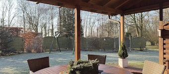 Ferienhaus in Lindern mit Garten & Terrasse