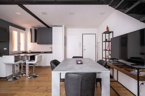 Apartment | Living area | 35-inch TV with digital channels - Mazzini Elegant Apartment by Wonderful Italy (Bologna)