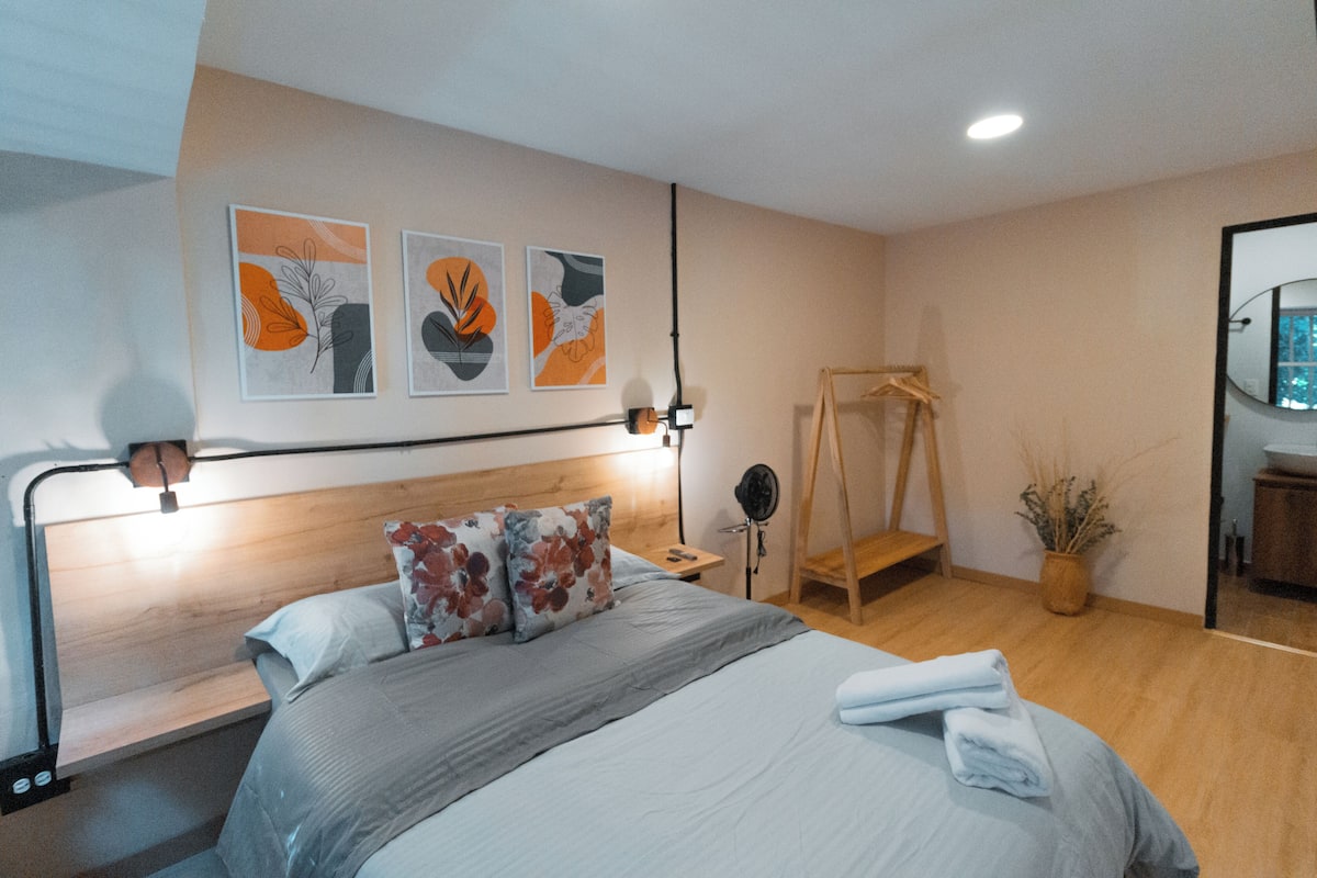 Departamento económico (#NID202) | 1 habitación, escritorio y espacio para trabajar con laptop
