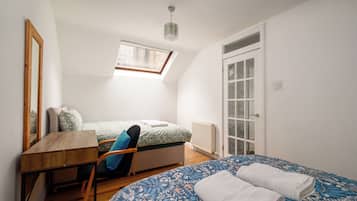 2 bedrooms, desk, iron/ironing board, travel cot