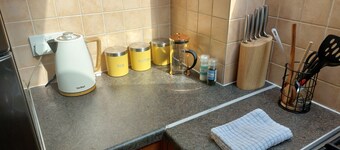 Bright City Centre Apartment