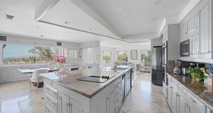 A Luxurious Getaway with Stunning Views