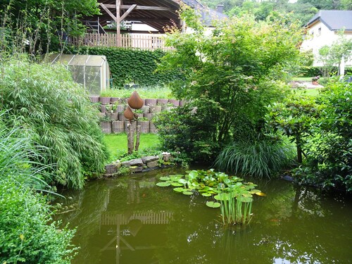 Waxweiler Riverside Retreat