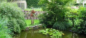 Waxweiler Riverside Retreat