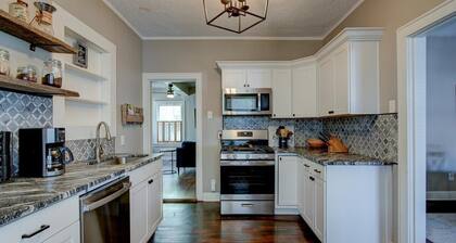 Hot Springs Hideout - DT, Oaklawn, Hot Springs National Park, Centrally Located