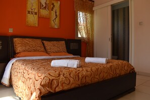 3 chambres, fer et planche à repasser, Wi-Fi, literie fournie