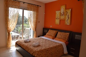 3 quartos, ferros/tábuas de passar roupa, Wi-Fi, roupa de cama