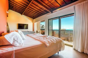 Luxury-Zimmer, Meerblick | Bügeleisen/Bügelbrett, kostenloses WLAN, Bettwäsche