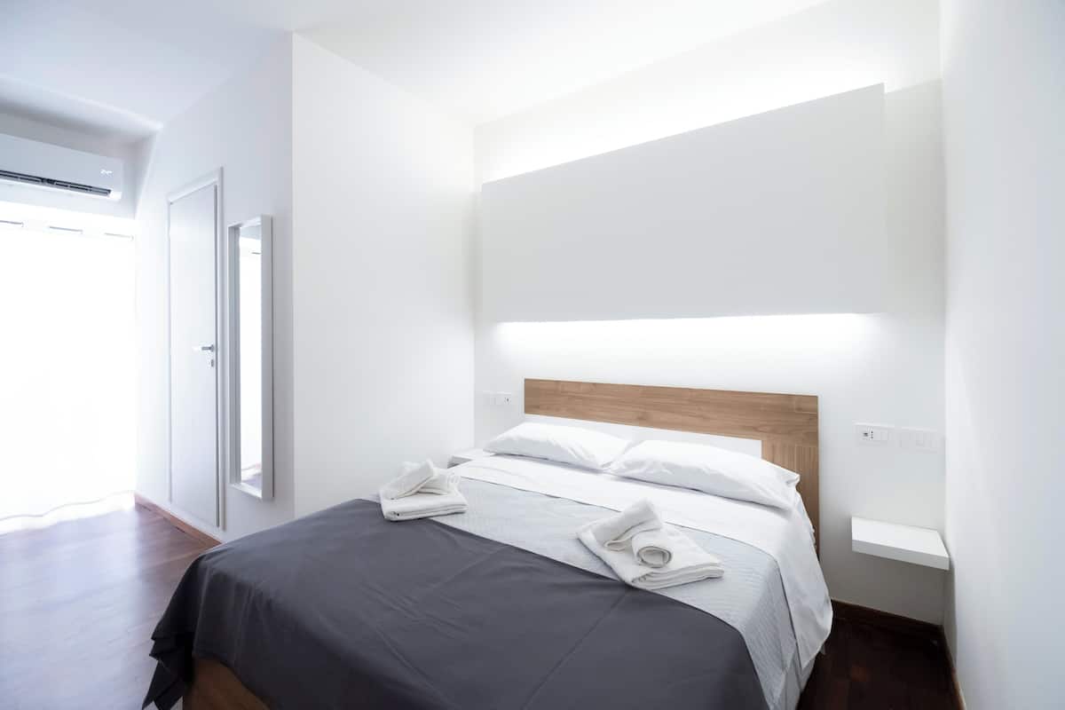 Deluxe Room, Balcony, City View | View from room