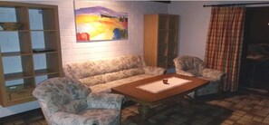 Interior - Geraeumiges Apartment mit privater Terrasse (Bestwig-Untervalme)