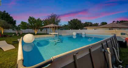 Paradise Haven- Amazing 4BR Oasis With Pool