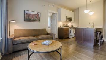 Suite, 1 Doppelbett | Allergikerbettwaren, Pillowtop-Betten, individuell dekoriert