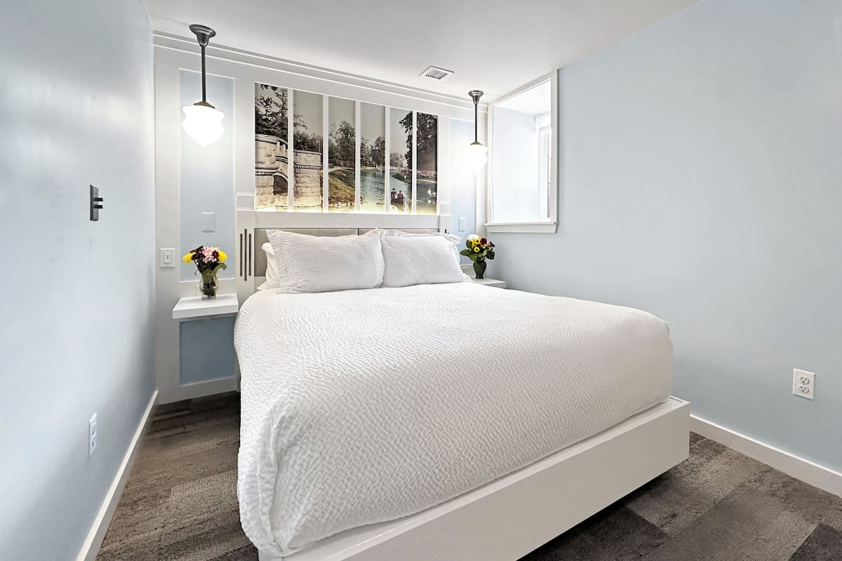 Economy Double or Twin Room | 1 bedroom, hypo-allergenic bedding, pillow-top beds