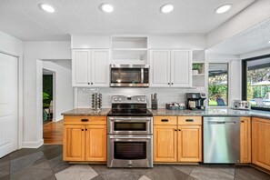 บ้านพัก (Multiple Bedrooms) | ภายใน