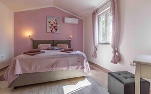 2 quartos, Wi-Fi de cortesia, roupa de cama