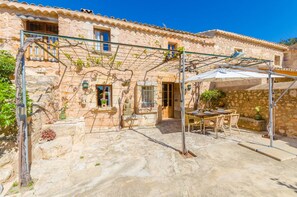 Outdoor dining - Finca Can Maria Costitx (Sencelles)