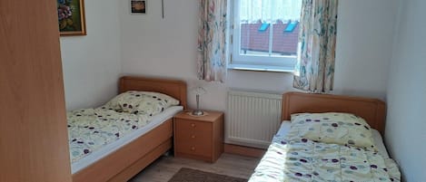 2 bedrooms, iron/ironing board