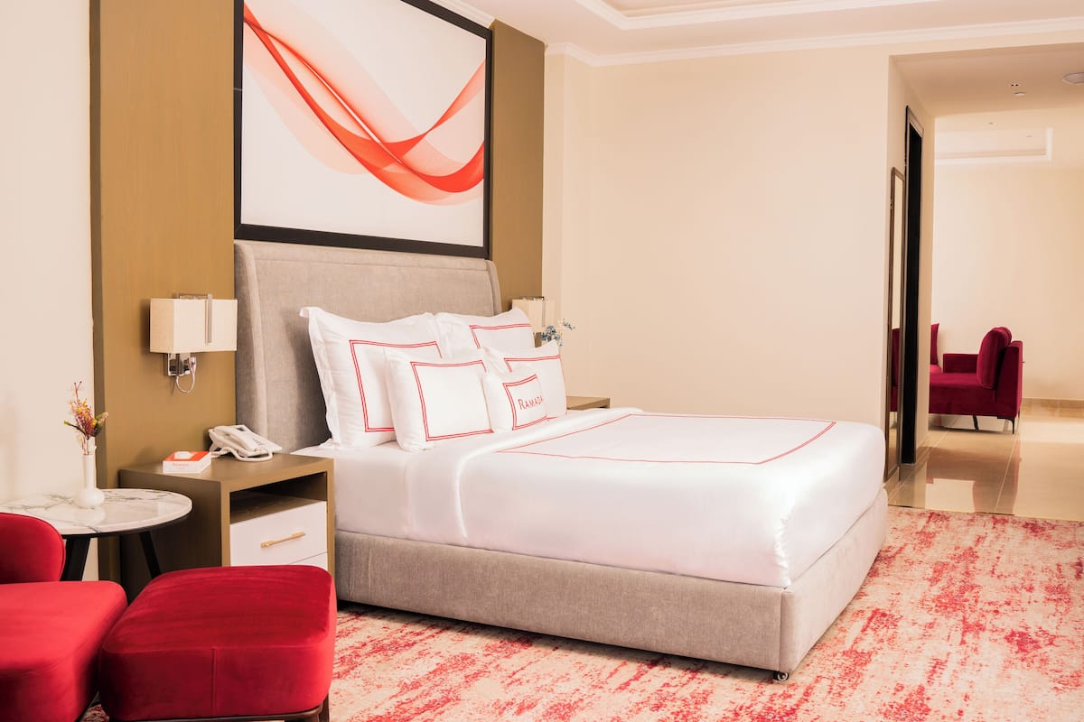 In-room safe, soundproofing, iron/ironing board