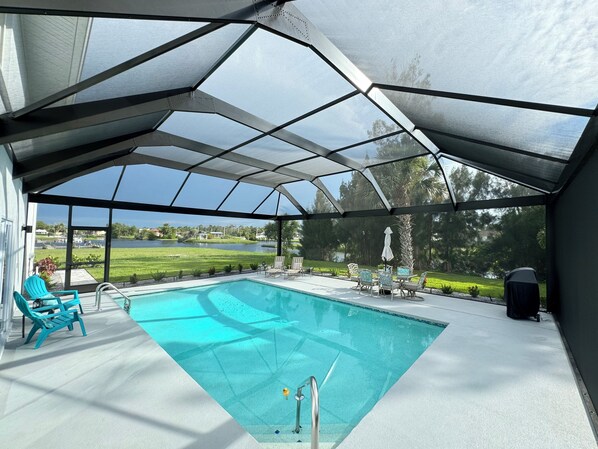 Piscine extérieure, piscine chauffée