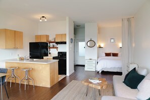 1 soverom, strykejern/-brett, reiseseng for barn og wi-fi