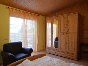 4 bedrooms, WiFi