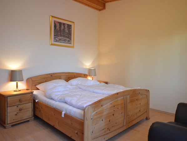 4 bedrooms, WiFi