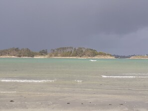 Ubicación cercana a la playa