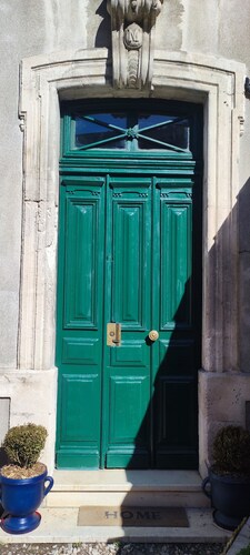 Maison de charme centre-ville ARCEAUX 140M2. 4 chambres. Prkg  possible