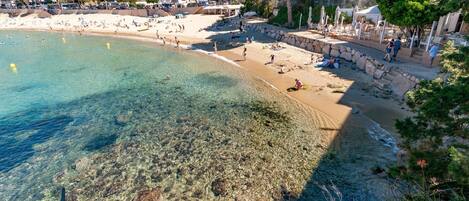 Ubicación cercana a la playa