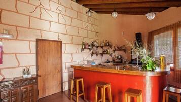 Bar (en el alojamiento)