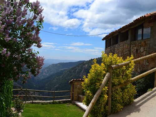 Belvilla by OYO Casa El Racó d'Espunyes.