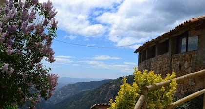 Belvilla by OYO Casa El Racó d'Espunyes.