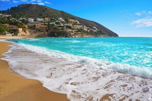 Una playa cerca