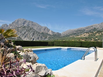 Holiday Home Swimming Pool
