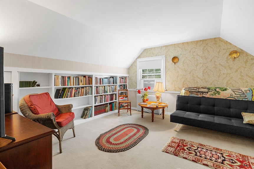 Charming Mid Century Vintage 1br Guest Suite - 2 Min To Downtown - New Paltz, NY