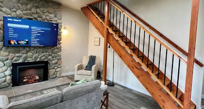 Forks Cedar House