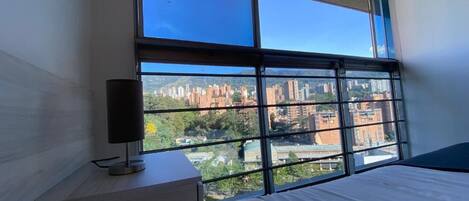 Apartment, 2 Bedrooms, Balcony, City View