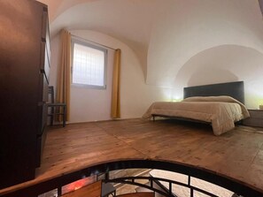 1 habitación, escritorio, wifi y ropa de cama 