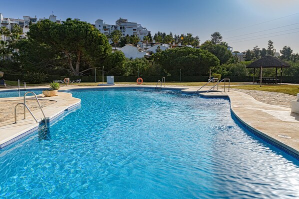 Pool - Arte De Luz - Two Bedroom Apartment, Sleeps 4 (Urbanización Riviera Sol)