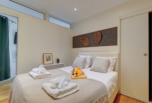 1 chambre, fer et planche à repasser, Wi-Fi, literie fournie