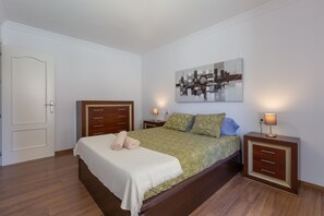 3 Schlafzimmer, Internetzugang, Bettwäsche