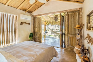 5 Schlafzimmer, Schreibtisch, kostenloses WLAN, Bettwäsche