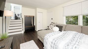 3 camere, ferro/asse da stiro, Wi-Fi gratuito, lenzuola