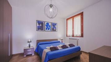 1 camera, ferro/asse da stiro, Wi-Fi gratuito, lenzuola