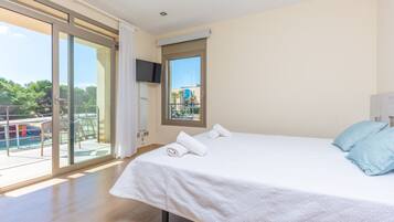 3 bedrooms, internet, bed sheets