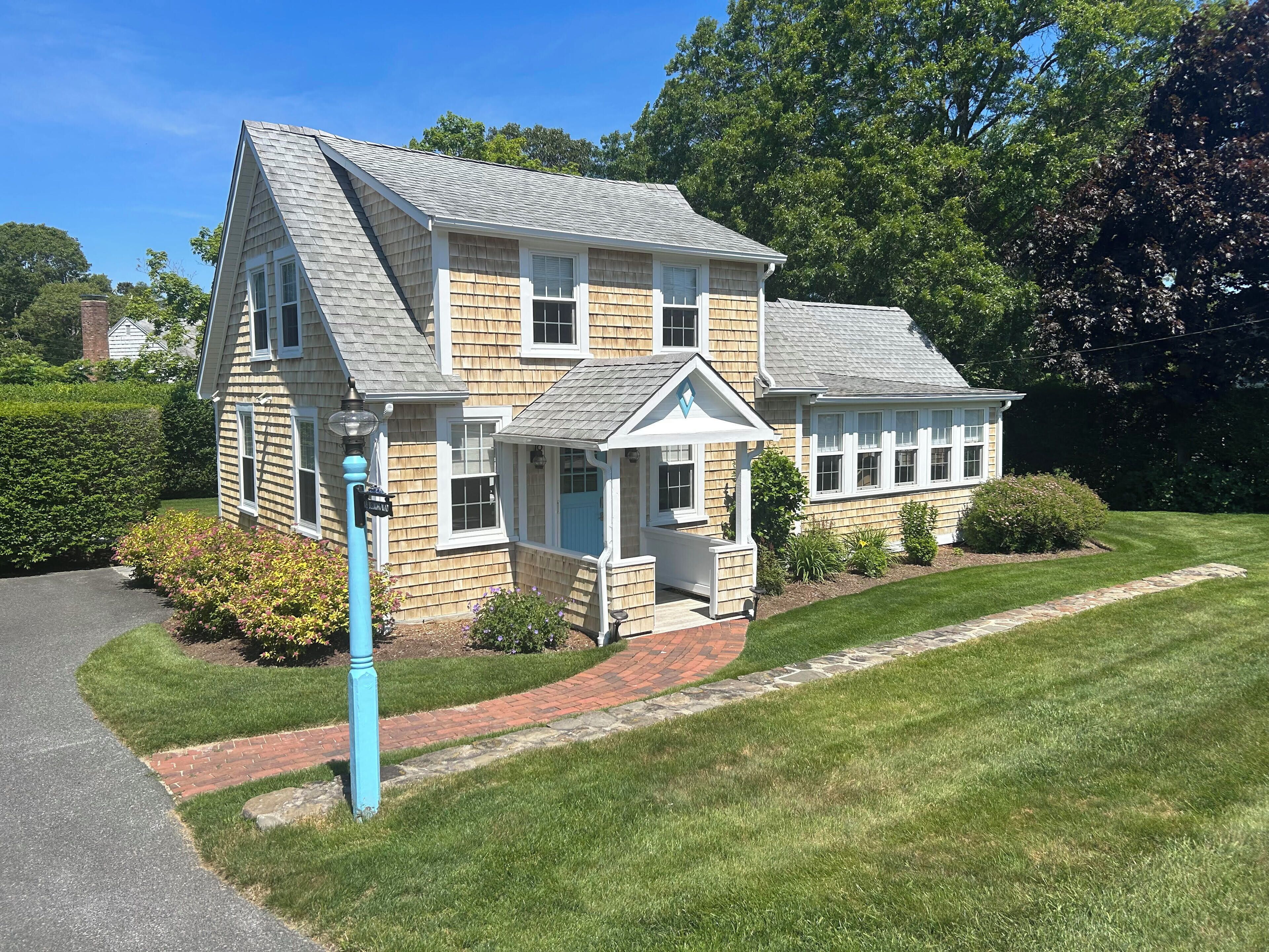 Newly renovated home w/ AC. Walk to Beach & Shops. Private Backyard with Patio!