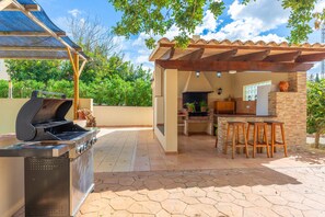 Terrace/patio - Es Garroveret - Four Bedroom Villa, Sleeps 8 (Marratxí)